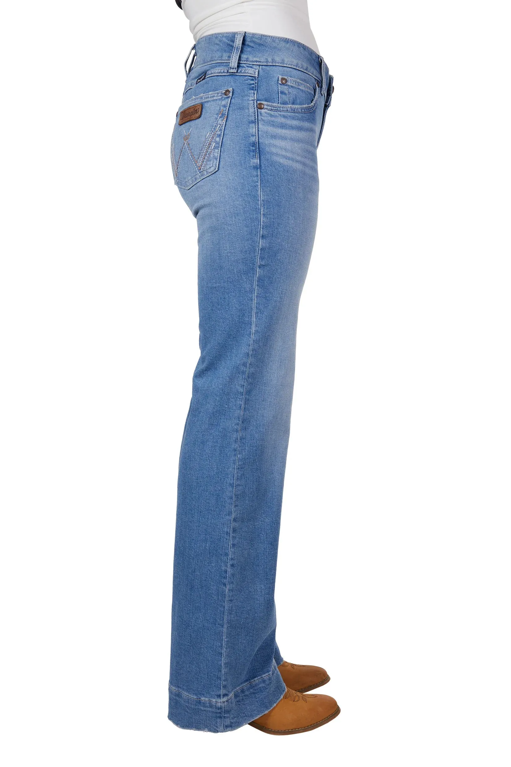 Wrangler Retro Womens Hallie Mid Waist Trouser Leg Mae Jean